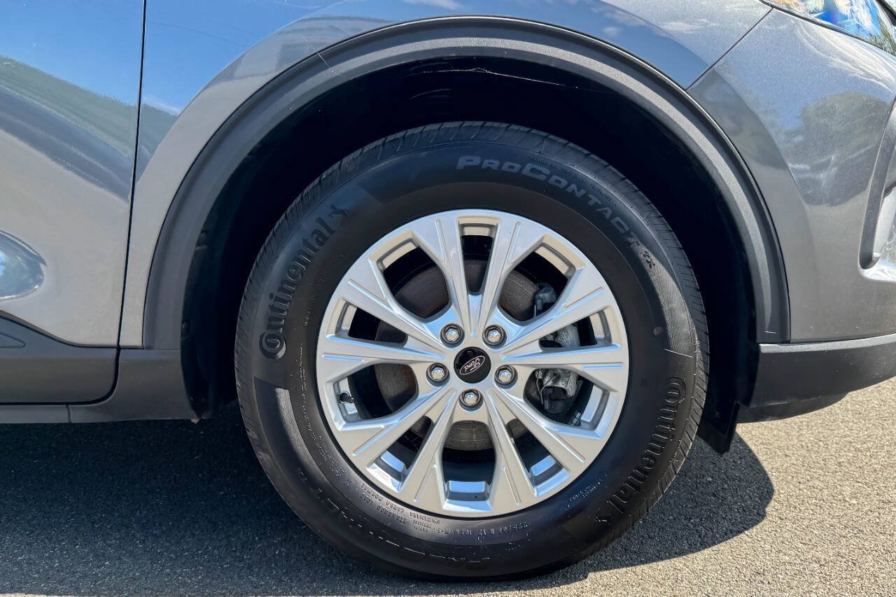 Used 2023 Ford Escape Active w/ Tech Pack #2 AWD/4WD image 9