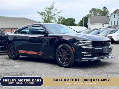 Used 2016 Dodge Charger SXT AWD/4WD image 3