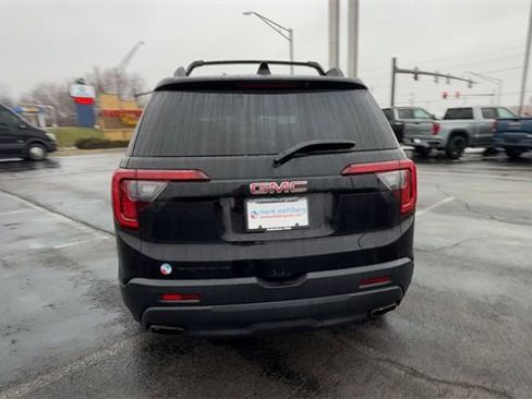 Used 2021 GMC Acadia SLT w/ Elevation Edition image 7