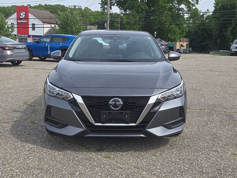 Used 2023 Nissan Sentra SV FWD image 2