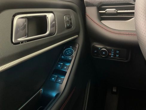 New 2026 Ford Explorer ST-Line image 19