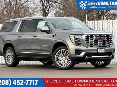 New 2026 GMC Yukon XL Denali w/ Sun & Power Step Package
