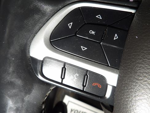 Used 2018 Jeep Compass Latitude w/ Popular Equipment Group AWD/4WD image 22