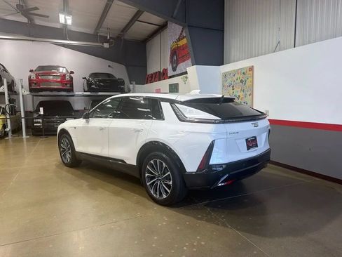 Used 2024 Cadillac Lyriq Sport AWD/4WD image 42