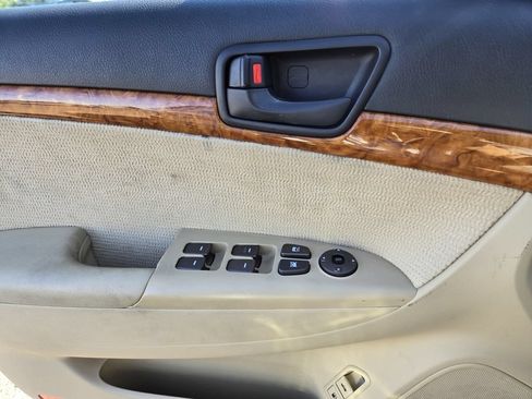 Used 2009 Hyundai Sonata GLS FWD image 14