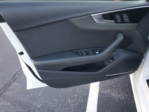 Used 2023 Audi A4 2.0T Premium Plus image 8