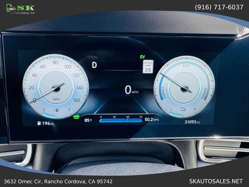 Used 2024 Hyundai Elantra Limited FWD image 20
