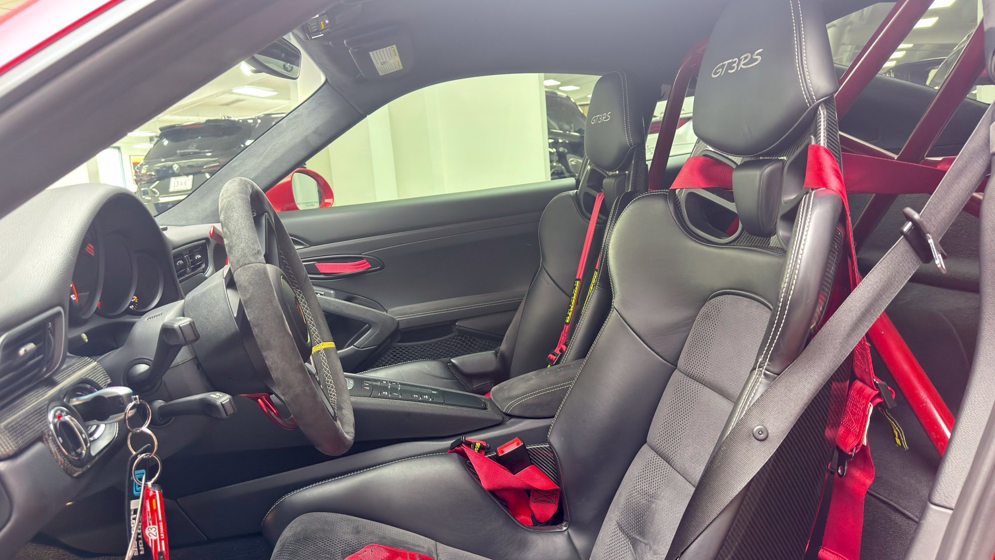 Used 2019 Porsche 911 GT3 RS RWD image 4