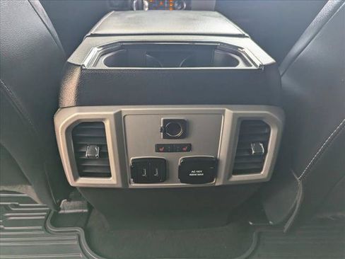 Used 2018 Ford F150 Lariat w/ Equipment Group 502A Luxury AWD/4WD image 19