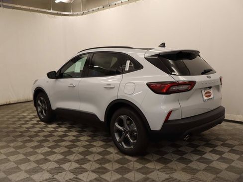 New 2025 Ford Escape ST-Line w/ Equipment Group 301A image 3