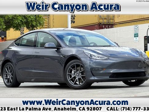 Used 2023 Tesla Model 3 Standard Range RWD image 1