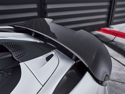 Used 2024 McLaren 750S Spider image 15