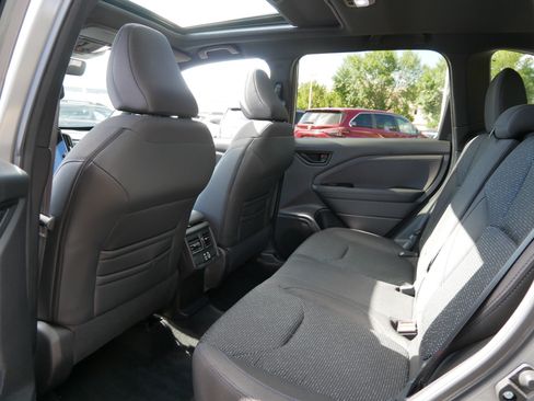 Certified 2026 Subaru Forester Premium AWD/4WD image 33