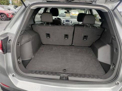 Used 2023 Chevrolet Equinox LT image 11