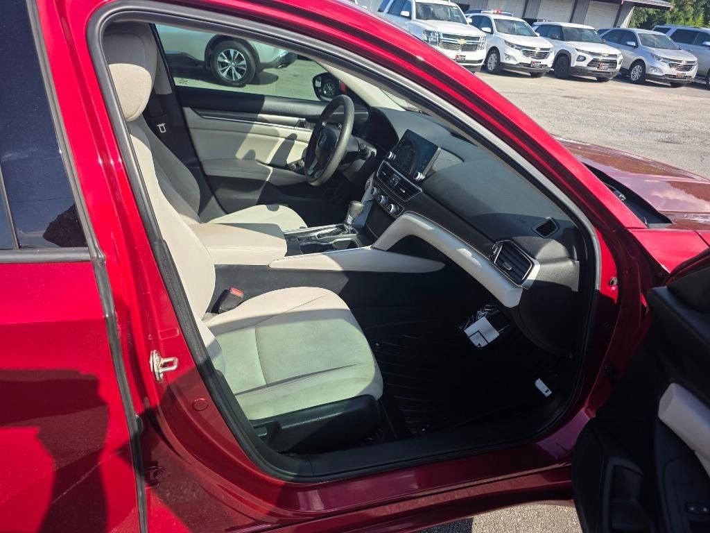 Used 2020 Honda Accord LX image 9