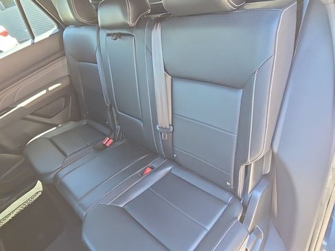 Certified 2023 Volkswagen Atlas Cross Sport SE w/ Black Wheel Package AWD/4WD image 24