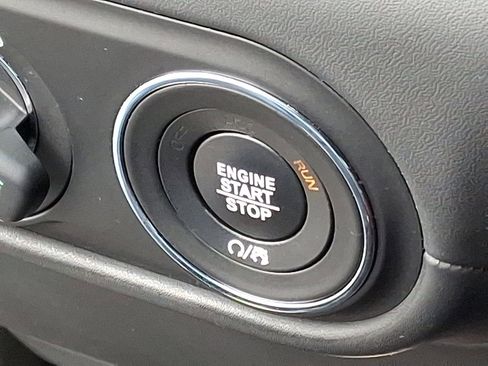 Used 2019 Maserati Levante GTS image 24