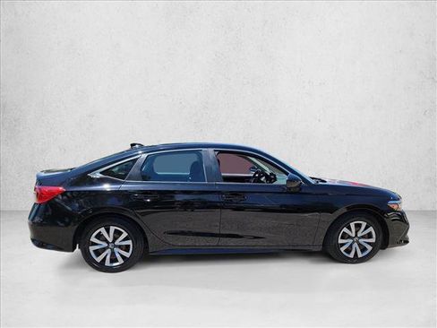 Used 2022 Honda Civic LX image 4