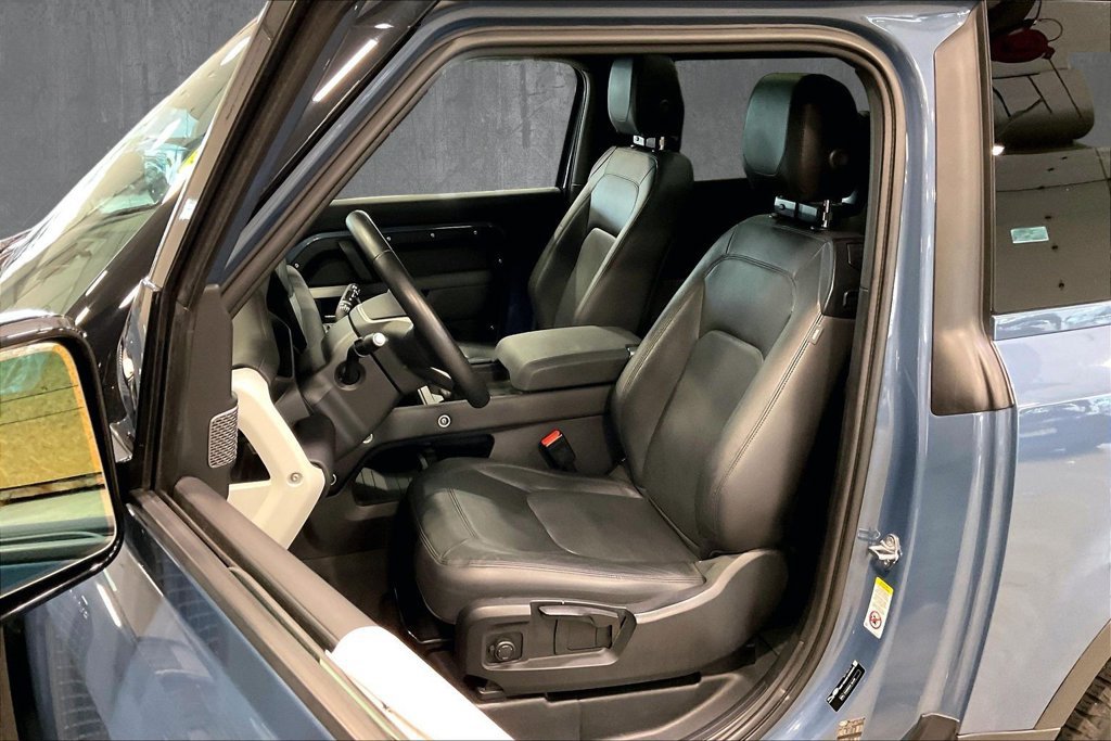 Used 2024 Land Rover Defender 90 S AWD/4WD image 22