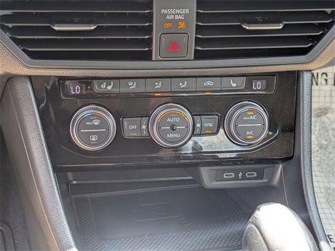 Used 2021 Volkswagen Jetta SEL image 22