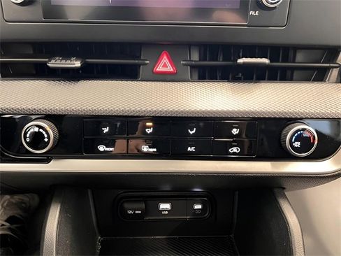 Used 2024 Kia Sportage LX image 22