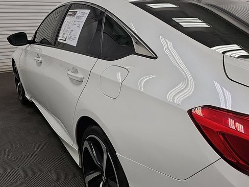 Used 2022 Honda Accord Sport image 7