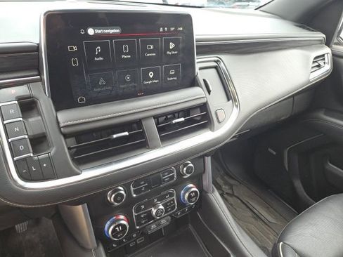 Used 2023 GMC Yukon SLT w/ SLT Premium Package AWD/4WD image 7