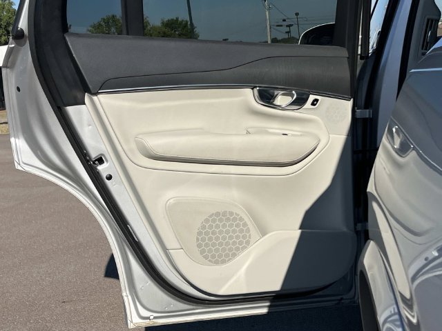 Used 2020 Volvo XC90 T6 Momentum AWD/4WD image 20
