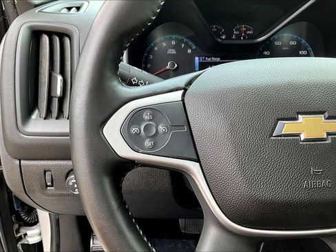 Used 2018 Chevrolet Colorado LT w/ LT Convenience Package RWD image 14