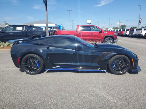 Used 2019 Chevrolet Corvette ZR1 RWD image 6