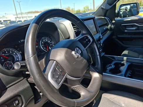 Used 2021 RAM 1500 Big Horn AWD/4WD image 25