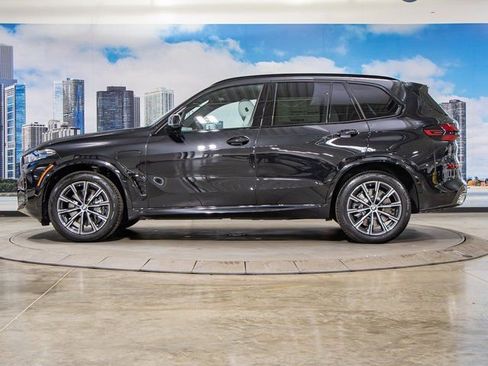 Used 2026 BMW X5 xDrive50e w/ M Sport Package image 6
