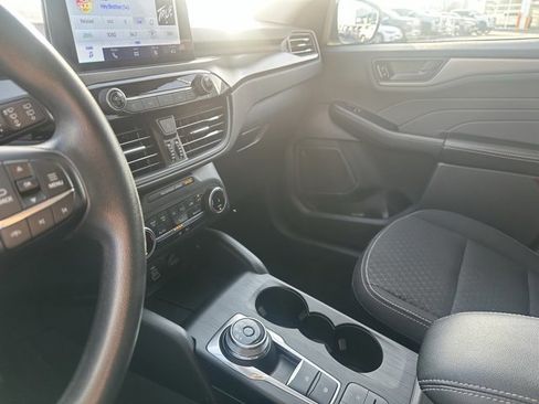 Used 2025 Ford Escape Active image 12