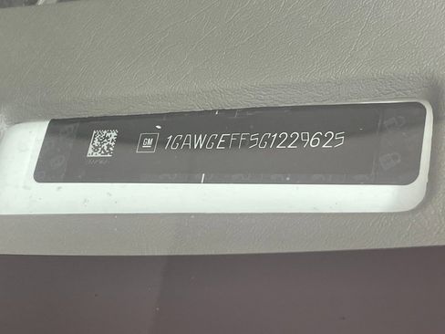 Used 2016 Chevrolet Express 2500 LS image 23