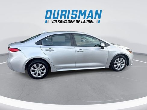 Used 2024 Toyota Corolla LE FWD image 9