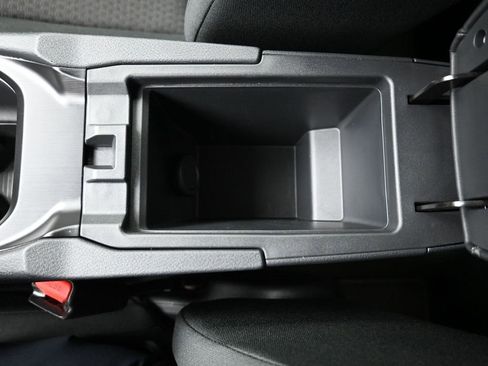 Certified 2025 Nissan Kicks S image 18