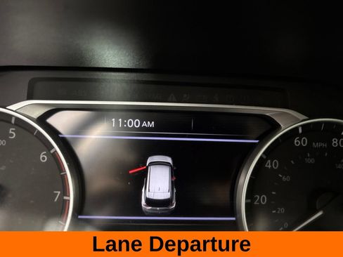 Used 2023 Nissan Rogue SV w/ SV Premium B Package AWD/4WD image 17