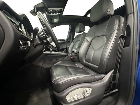 Used 2020 Porsche Macan AWD/4WD image 10
