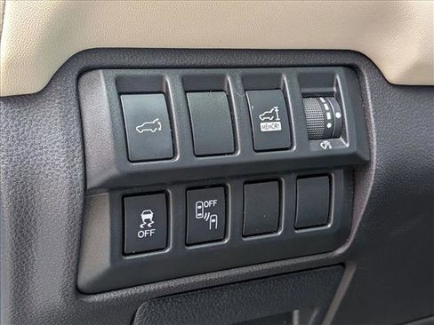 Used 2019 Subaru Ascent Limited image 12