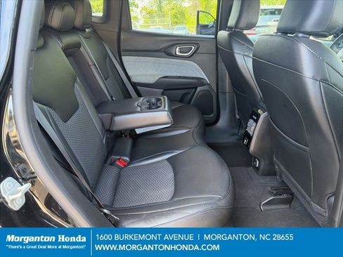 Used 2024 Jeep Compass Latitude AWD/4WD image 31