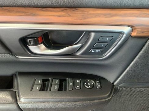 Used 2022 Honda CR-V Touring image 32