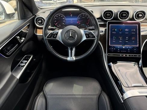 Certified 2022 Mercedes-Benz C 300 4MATIC Sedan image 11