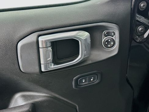 Used 2025 Jeep Wrangler Unlimited Sport S 4xe AWD/4WD image 15