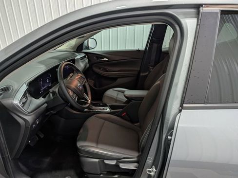 Used 2025 Buick Encore GX Preferred AWD/4WD image 14
