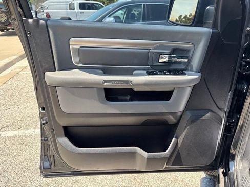 Used 2016 RAM 1500 Big Horn RWD image 32
