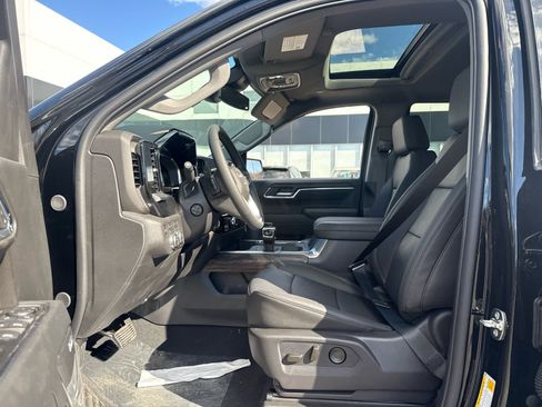New 2026 GMC Sierra 1500 SLT AWD/4WD image 14