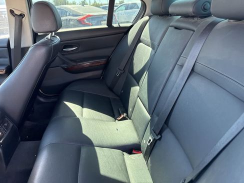 Used 2011 BMW 335i Sedan image 15