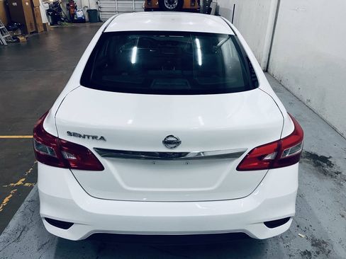 Used 2019 Nissan Sentra S FWD image 13