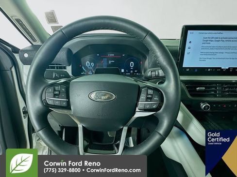 Certified 2025 Ford Explorer Platinum w/ LUX Leather Package image 15