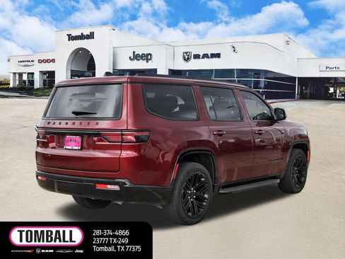 Used 2024 Jeep Wagoneer Series II image 7